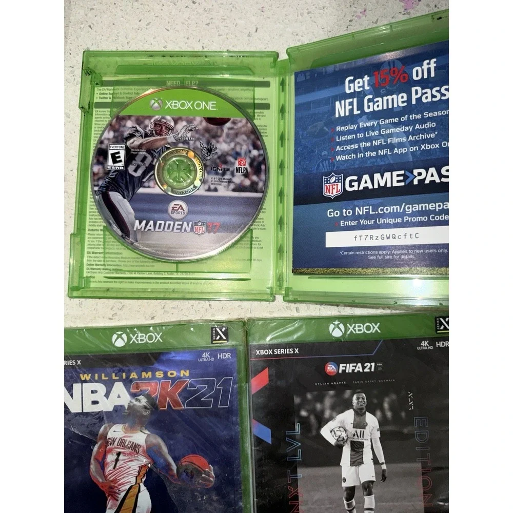 Lot Of 3 Xbox Controllers,and 3 Xbox One Games 2 Are‎ New